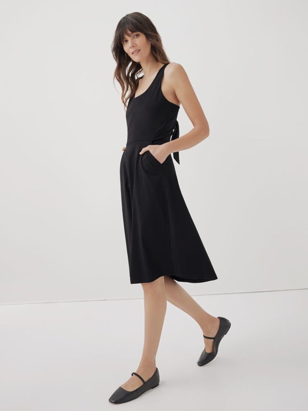 Pact Black Sleeveless Tie-Back Midi Dress